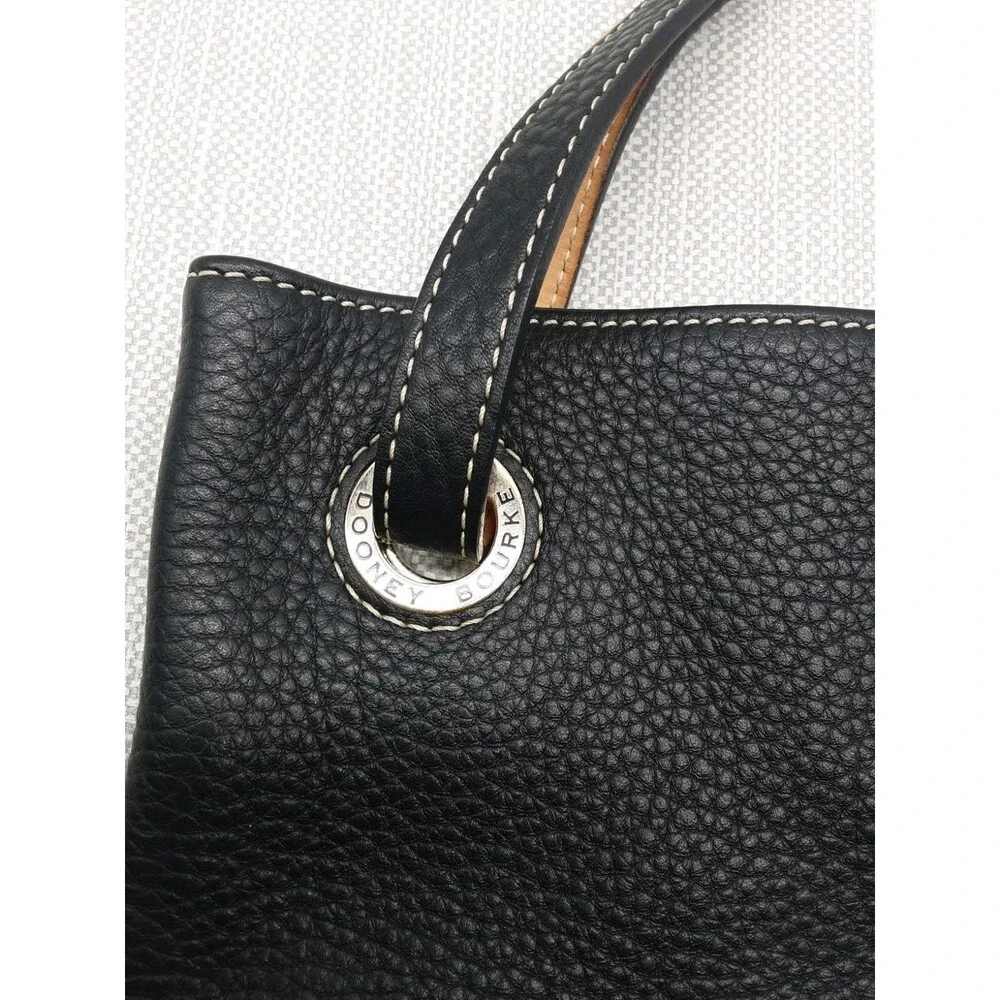 Dooney & Bourke Tote Shoulder Bag Grommet Black Pebbled Leather J2948561
